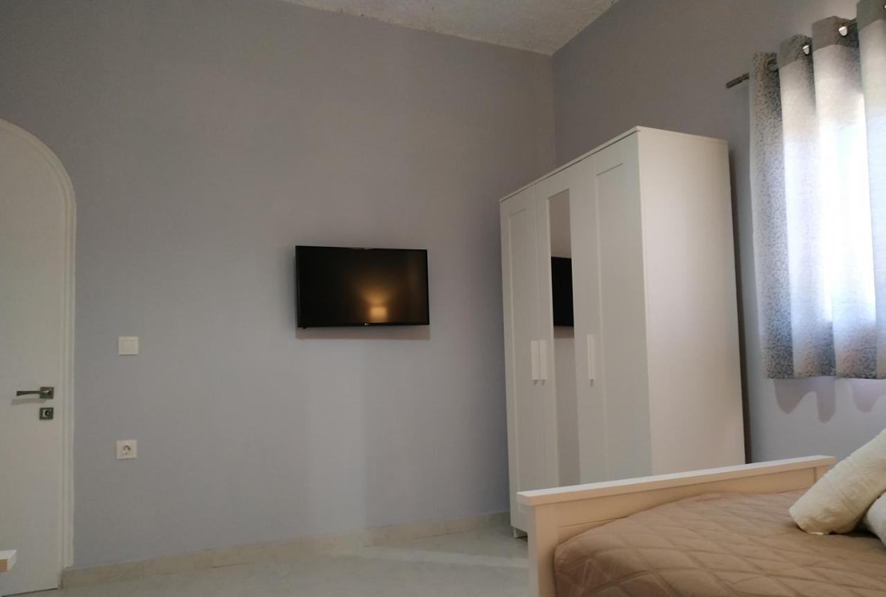 Amaryllis Boutique Apartments Moraḯtika Ngoại thất bức ảnh