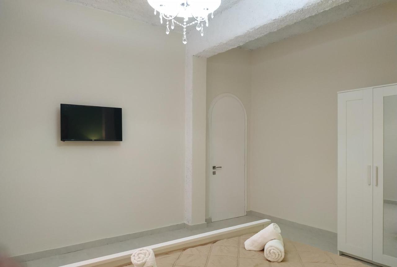 Amaryllis Boutique Apartments Moraḯtika Ngoại thất bức ảnh