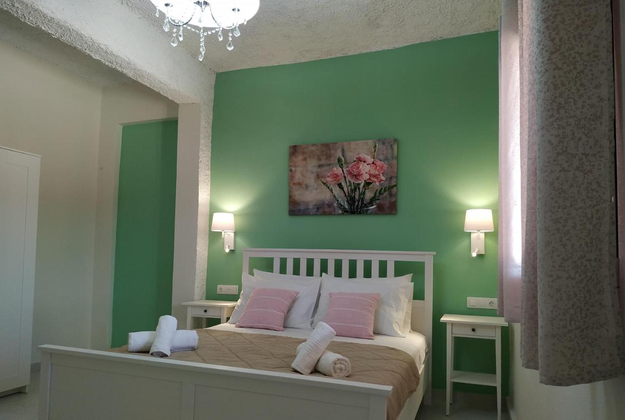 Amaryllis Boutique Apartments Moraḯtika Ngoại thất bức ảnh