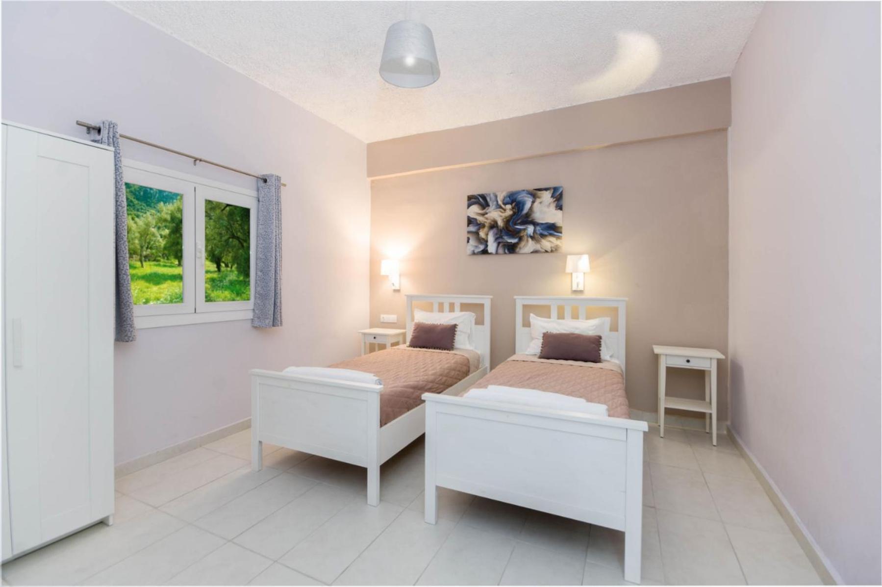 Amaryllis Boutique Apartments Moraḯtika Ngoại thất bức ảnh
