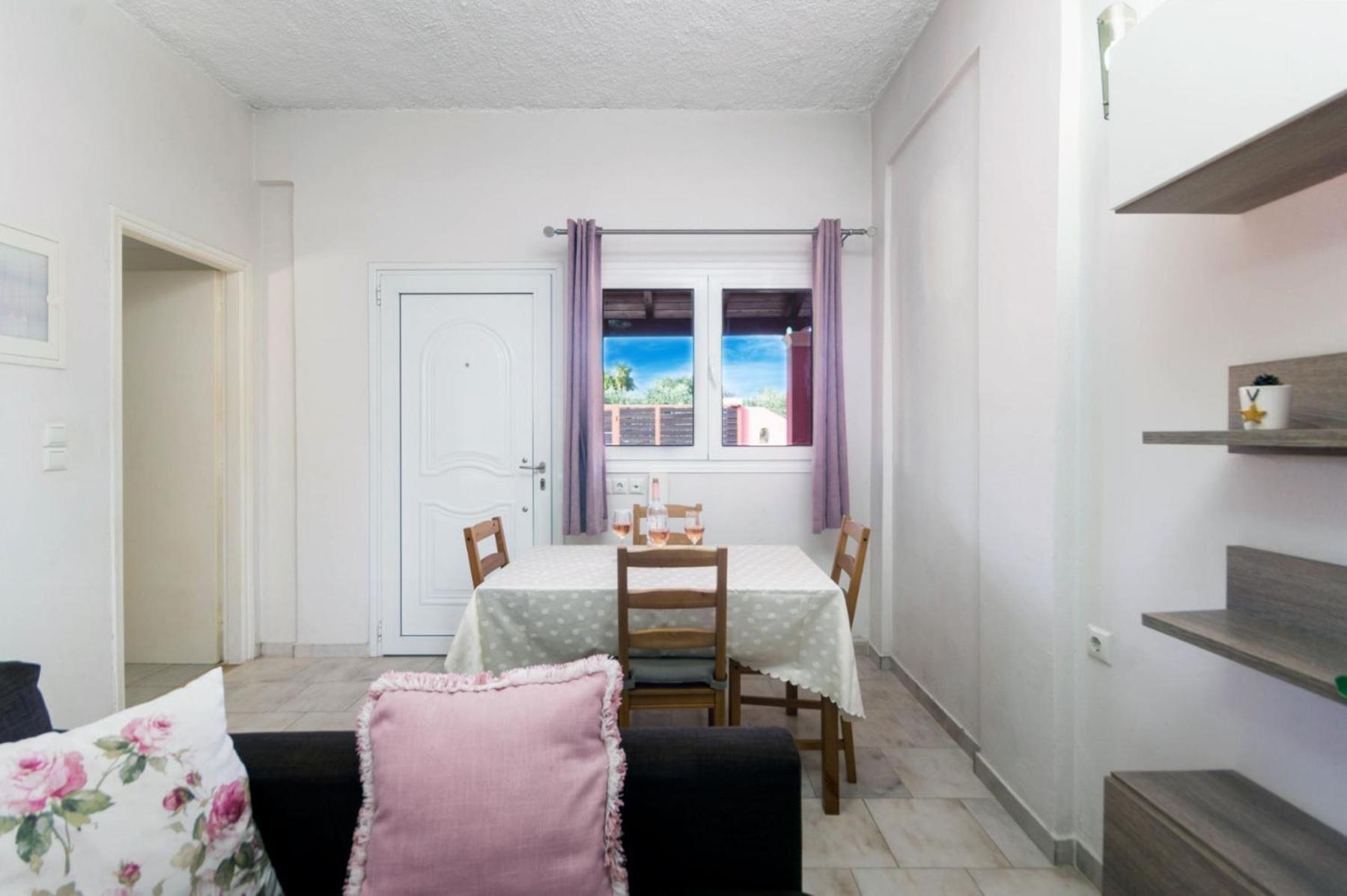 Amaryllis Boutique Apartments Moraḯtika Ngoại thất bức ảnh