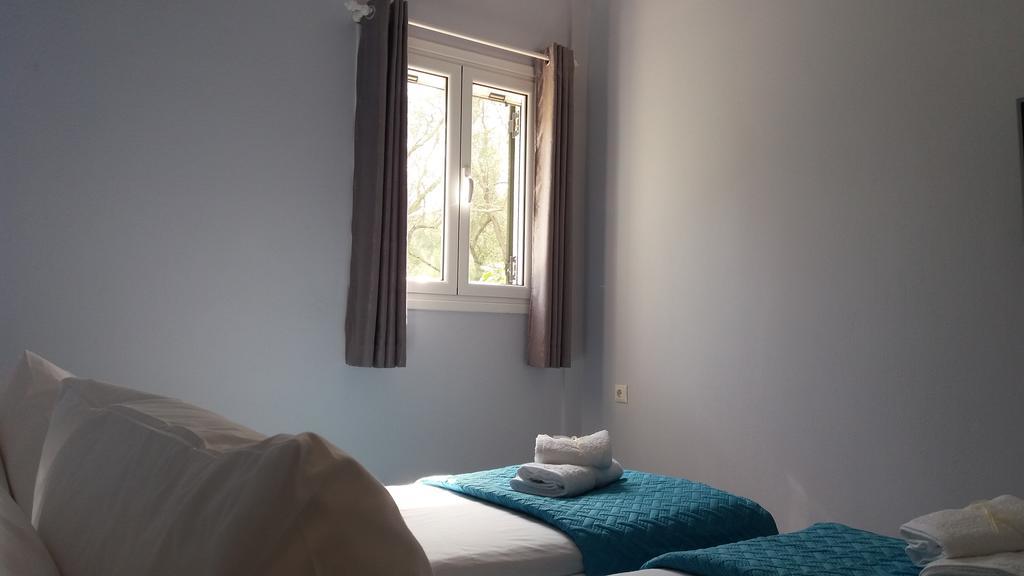 Amaryllis Boutique Apartments Moraḯtika Ngoại thất bức ảnh