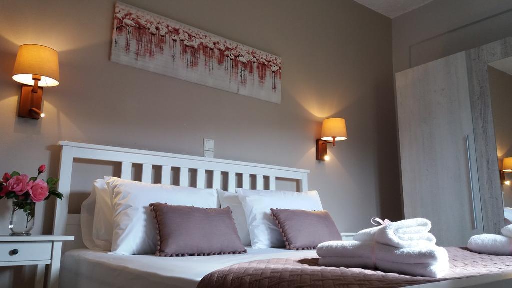 Amaryllis Boutique Apartments Moraḯtika Ngoại thất bức ảnh
