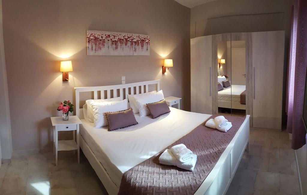 Amaryllis Boutique Apartments Moraḯtika Ngoại thất bức ảnh